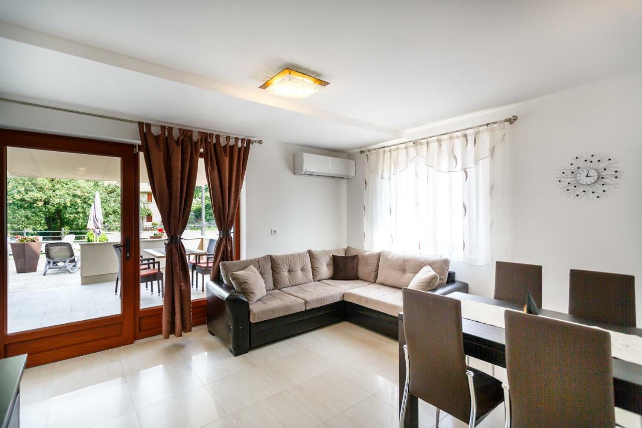 Villa Aria 1 马林斯卡 外观 照片